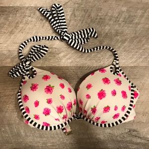 Victoria’s secret bathing suit top